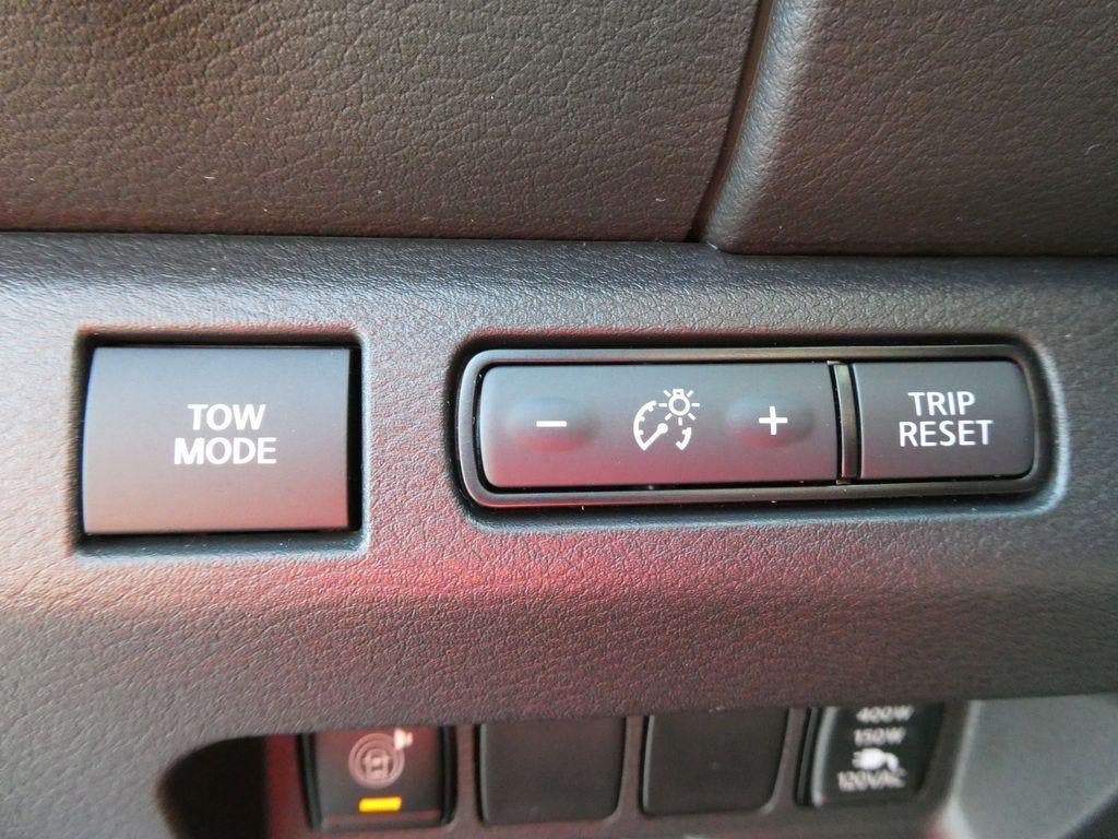 2025 Nissan Frontier Crew Cab 4x4 PRO-4X