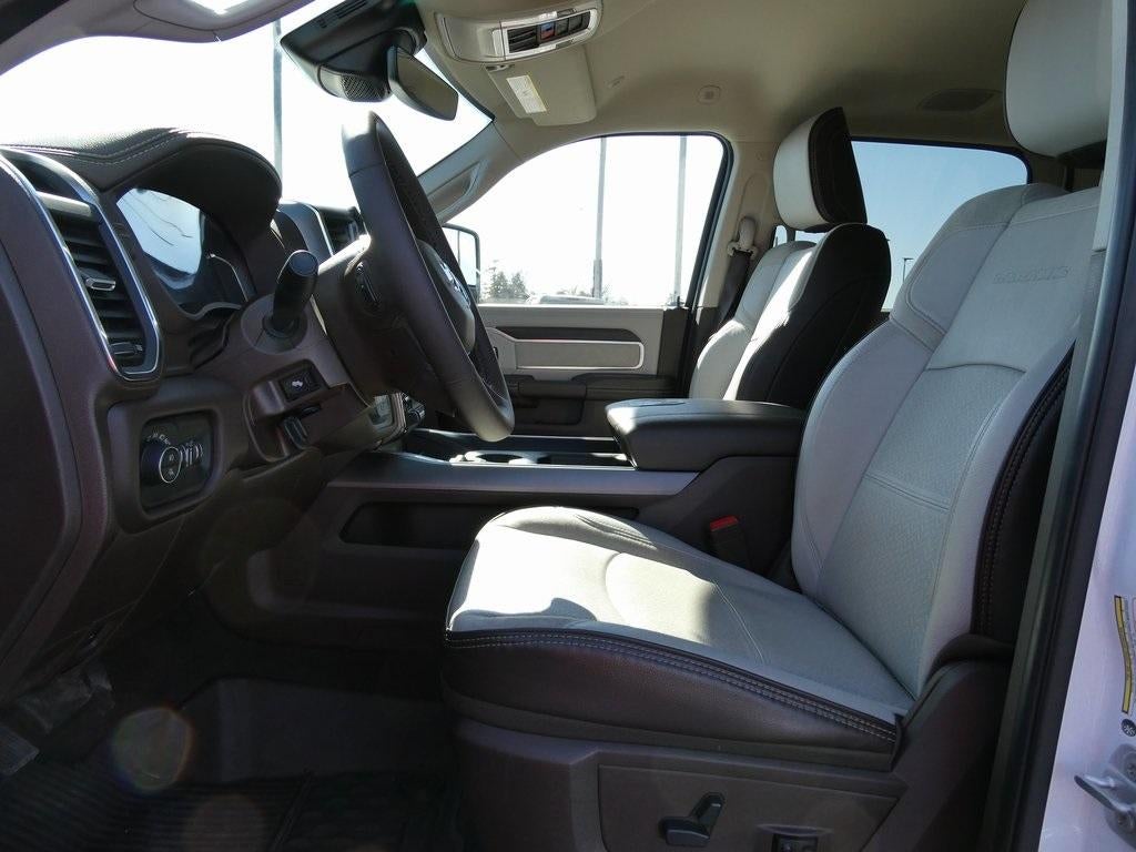 2025 RAM 3500 Laramie 4x4 Crew Cab 8' Box