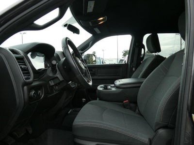 2021 RAM 2500 Tradesman 4x4 Crew Cab 6'4" Box