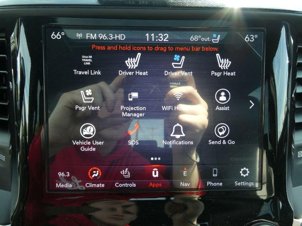 2020 RAM 2500 Laramie 4x4 Crew Cab 6'4" Box