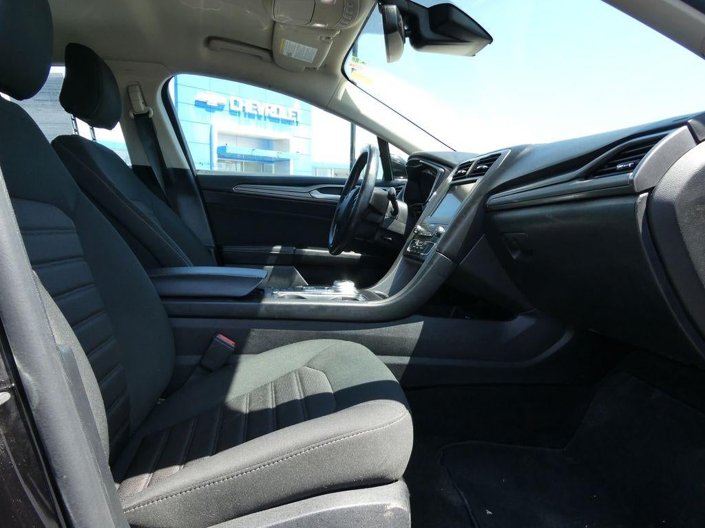 2020 Ford Fusion SE FWD