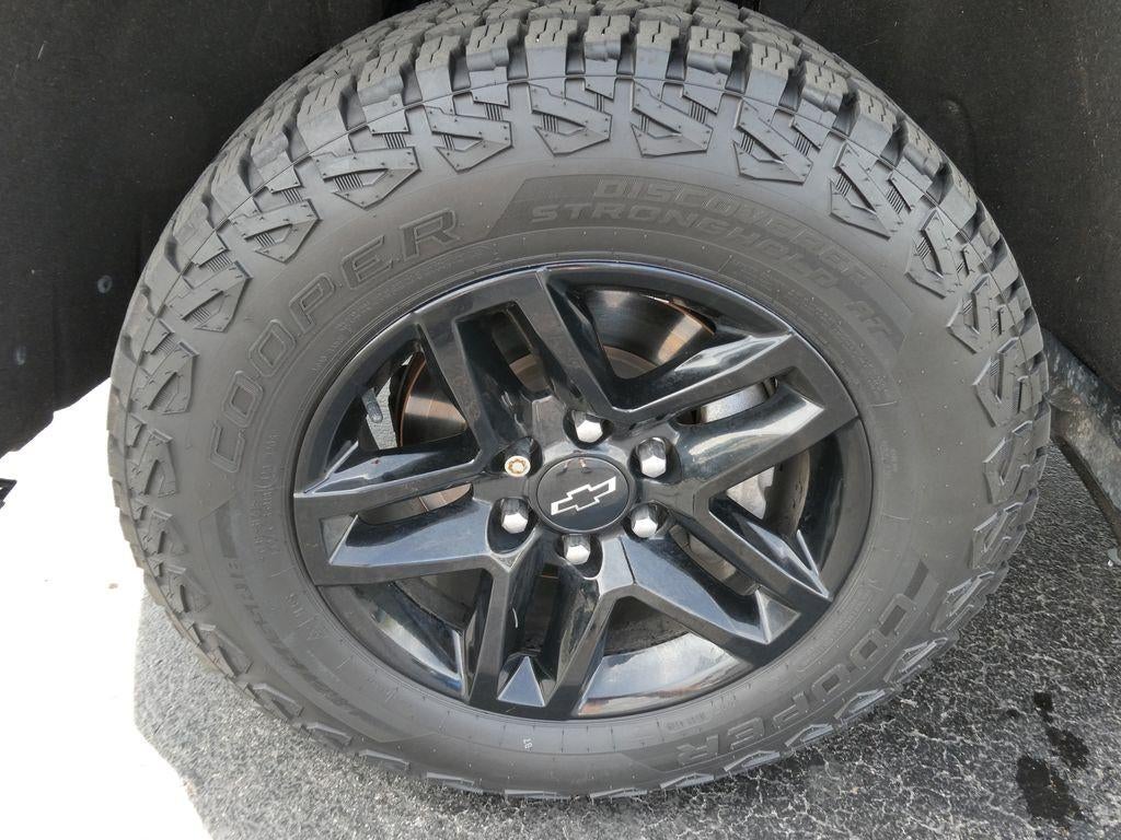 2021 Chevrolet Silverado 1500 Crew Cab Short Box 4-Wheel Drive LT Trail Boss