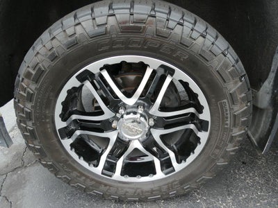 2015 Chevrolet Silverado 1500 Crew Cab Standard Box 4-Wheel Drive High Country