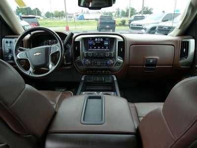2015 Chevrolet Silverado 1500 Crew Cab Standard Box 4-Wheel Drive High Country