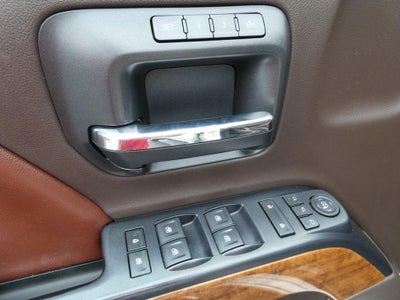2015 Chevrolet Silverado 1500 Crew Cab Standard Box 4-Wheel Drive High Country
