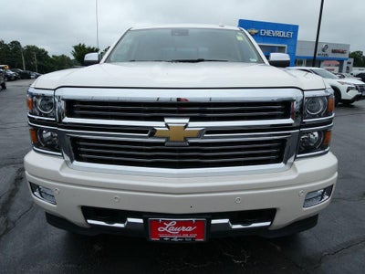 2015 Chevrolet Silverado 1500 Crew Cab Standard Box 4-Wheel Drive High Country