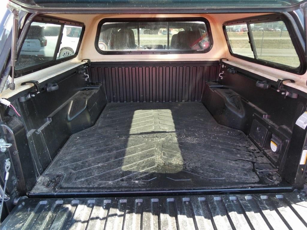 2022 Toyota Tacoma 4WD 4WD SR Double Cab 5' Bed V6 AT (GS)