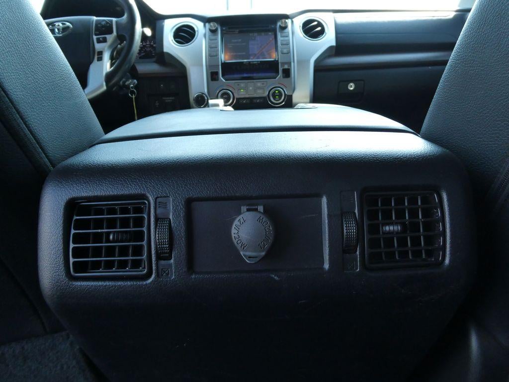 2018 Toyota Tundra 4WD 4WD Limited CrewMax 5.5' Bed 5.7L FFV (SE)