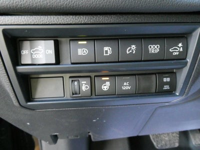 2025 Toyota Tundra 4WD 4WD Limited Hybrid CrewMax 5.5' Bed (Natl)