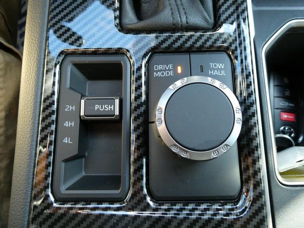 2025 Toyota Tundra 4WD 4WD Limited Hybrid CrewMax 5.5' Bed (Natl)