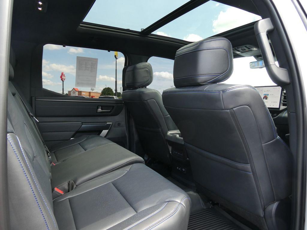 2026 Toyota Tundra 4WD 4WD Platinum CrewMax 5.5' Bed (Natl)