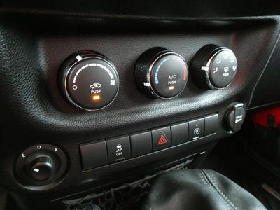 2016 Jeep Wrangler Unlimited 4WD 4dr Sahara