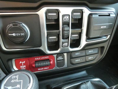 2025 Jeep Wrangler 4-Door Willys 4x4