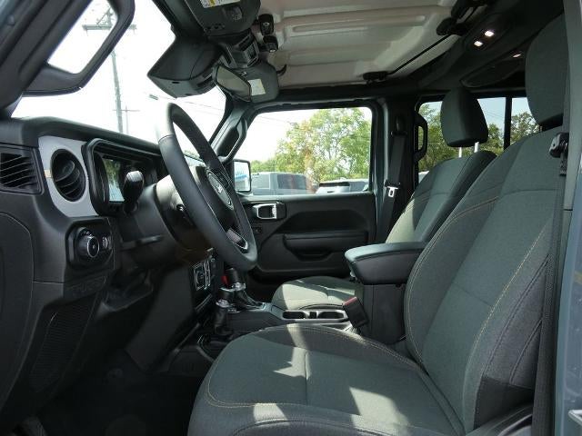 2025 Jeep Wrangler 4-Door Summit 4x4