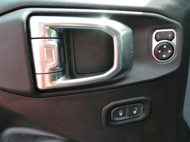 2025 Jeep Wrangler 4-Door Summit 4x4