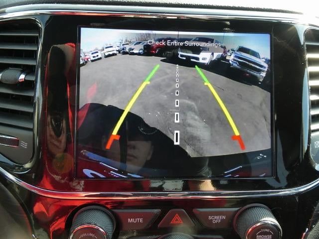 2021 Jeep Grand Cherokee Laredo X 4x4