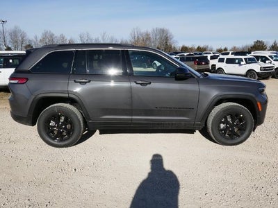 2026 Jeep Grand Cherokee GRAND CHEROKEE ALTITUDE 4X4