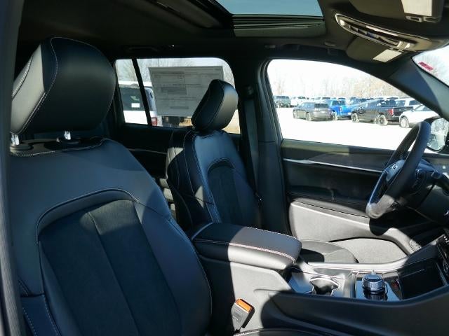 2026 Jeep Grand Cherokee GRAND CHEROKEE ALTITUDE 4X4