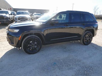 2026 Jeep Grand Cherokee GRAND CHEROKEE LAREDO ALTITUDE 4X4