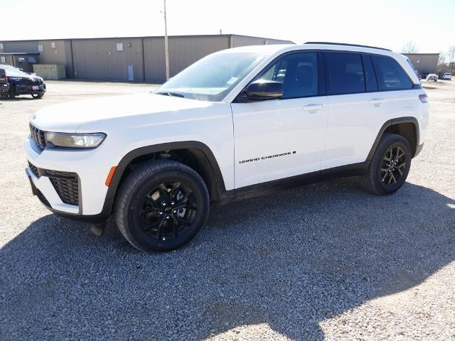 2026 Jeep Grand Cherokee GRAND CHEROKEE LAREDO ALTITUDE 4X4