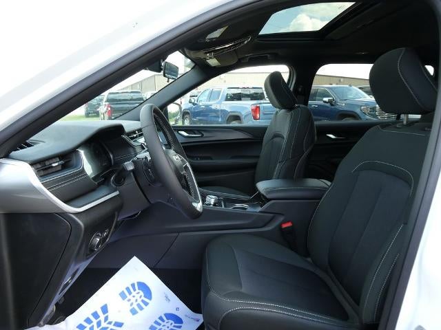 2026 Jeep Grand Cherokee GRAND CHEROKEE L LAREDO X 4X4