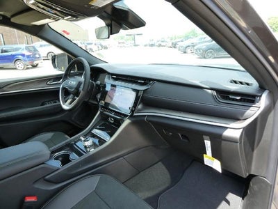 2026 Jeep Grand Cherokee GRAND CHEROKEE L LAREDO ALTITUDE 4X4