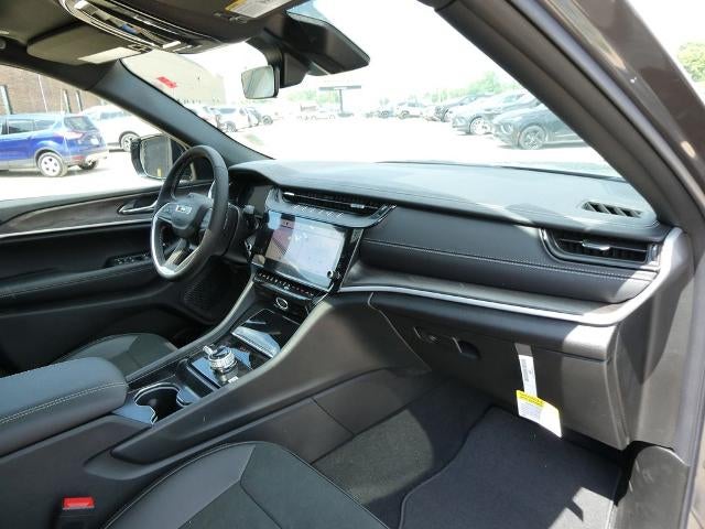 2026 Jeep Grand Cherokee GRAND CHEROKEE L LAREDO ALTITUDE 4X4