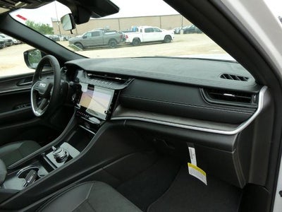 2026 Jeep Grand Cherokee GRAND CHEROKEE L LAREDO ALTITUDE 4X4