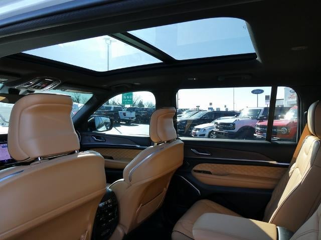 2025 Jeep Grand Cherokee L Summit 4x4