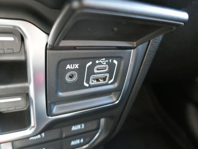 2026 Jeep Gladiator GLADIATOR SHADOW OPS 4X4