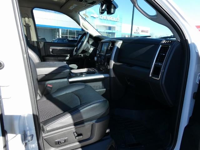 2017 RAM 1500 Night Crew Cab 4x4 5'7' Box