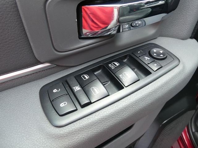 2018 RAM 1500 Big Horn 4x4 Crew Cab 6'4" Box
