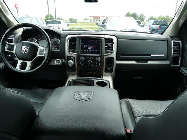2018 RAM 1500 Laramie Crew Cab 4x4 6'4' Box