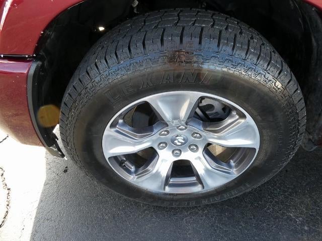 2025 RAM 1500 Big Horn Crew Cab 4x4 5'7' Box