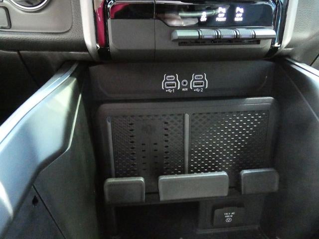 2025 RAM 1500 Big Horn 4x4 Crew Cab 5'7" Box