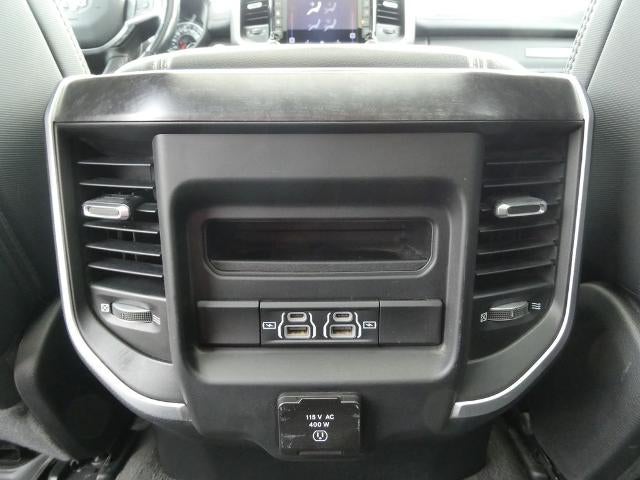 2022 RAM 1500 Big Horn 4x4 Crew Cab 5'7" Box