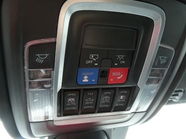 2022 RAM 1500 Big Horn 4x4 Crew Cab 5'7" Box