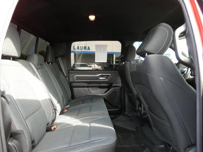 2022 RAM 1500 Big Horn Crew Cab 4x4 5'7' Box