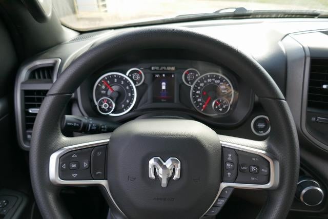 2026 RAM Ram 1500 RAM 1500 TRADESMAN CREW CAB 4X4 5'7' BOX