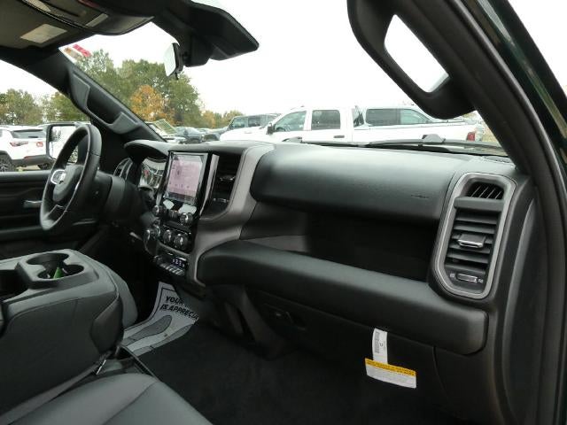 2027 RAM 1500 RAM 1500 TRADESMAN CREW CAB 4X4 5'7' BOX