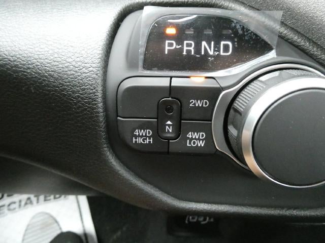 2027 RAM 1500 RAM 1500 TRADESMAN CREW CAB 4X4 5'7' BOX