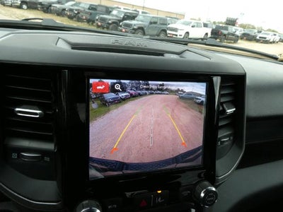 2027 RAM 1500 RAM 1500 TRADESMAN CREW CAB 4X4 5'7' BOX