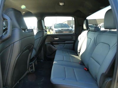 2026 RAM Ram 1500 RAM 1500 TRADESMAN CREW CAB 4X4 5'7' BOX