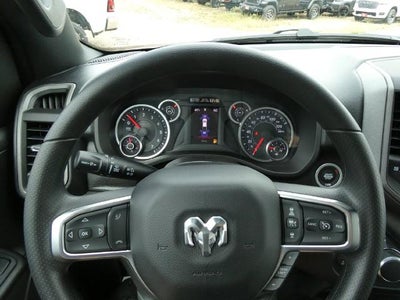 2027 RAM 1500 RAM 1500 TRADESMAN CREW CAB 4X4 5'7' BOX