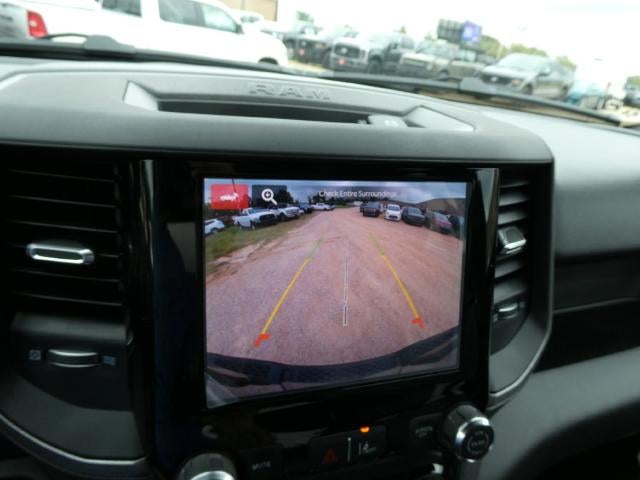 2027 RAM 1500 RAM 1500 TRADESMAN CREW CAB 4X4 5'7' BOX