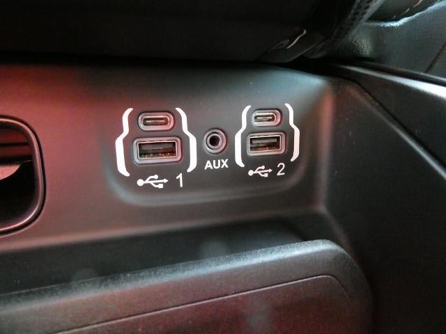 2021 RAM 1500 Limited 4x4 Crew Cab 5'7" Box