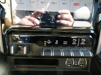 2022 RAM 1500 Limited Crew Cab 4x4 5'7' Box