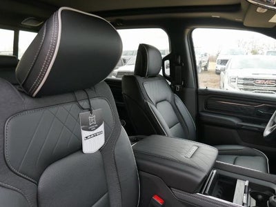 2026 RAM Ram 1500 RAM 1500 LIMITED CREW CAB 4X4 5'7' BOX