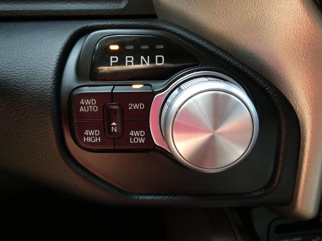 2019 RAM 1500 Laramie 4x4 Crew Cab 5'7" Box