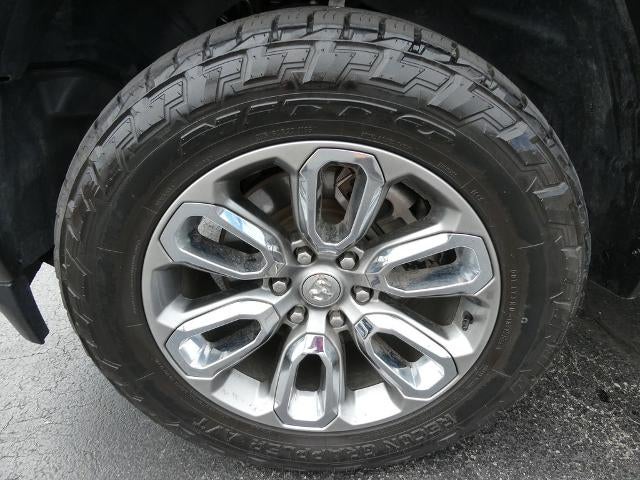 2021 RAM 1500 Laramie 4x4 Crew Cab 5'7" Box